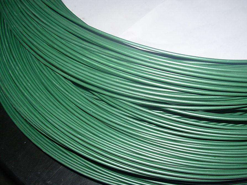 包塑絲 勾花網(wǎng)是由優(yōu)質(zhì)pvc、pe包塑絲